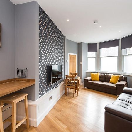 Castle Apt, Modern, Central Edinburgh Ngoại thất bức ảnh